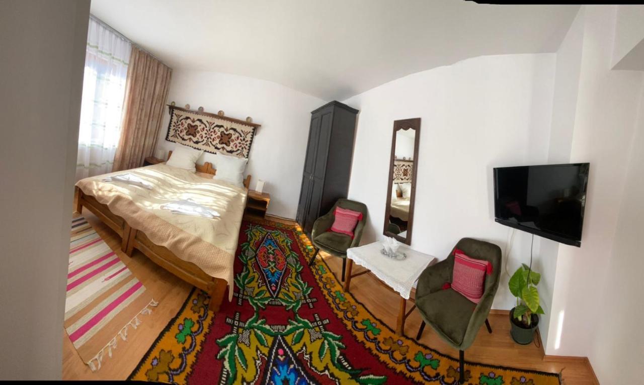 Pensiunea Casa Bianca - Bucovina Vama  Exteriér fotografie